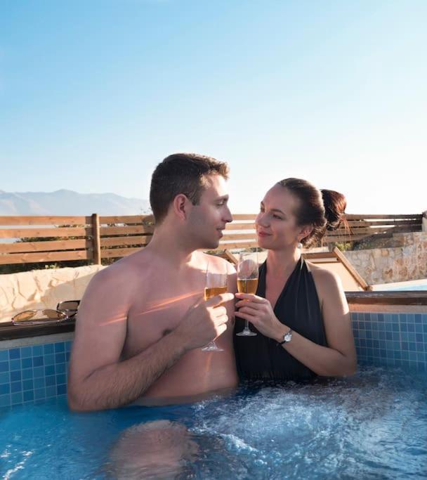 Private Luxury With Amazing View * Maláxa