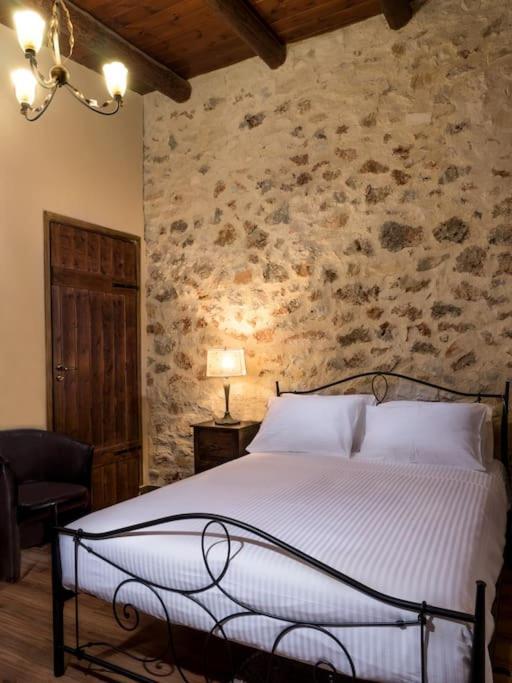 Private Luxury With Amazing View Villa Maláxa
