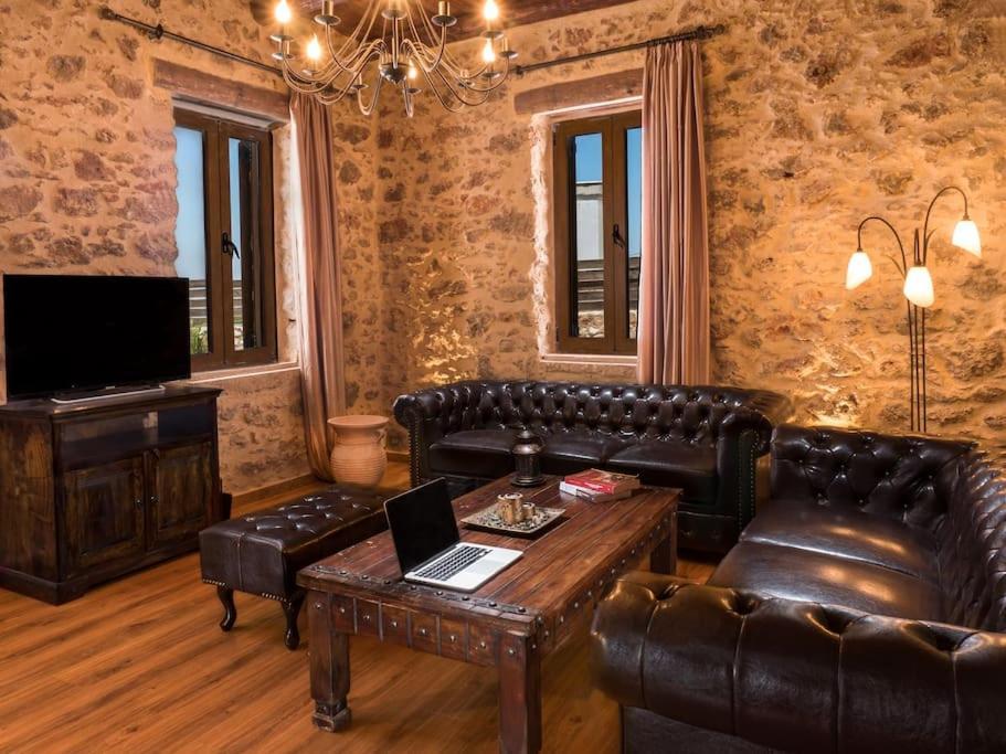 Private Luxury With Amazing View