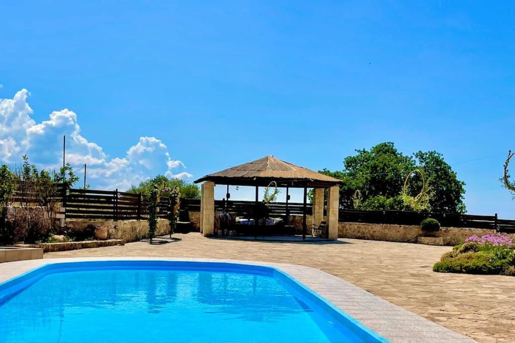 Private Luxury With Amazing View